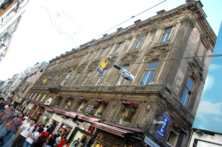 Istiklal Caddesi _10